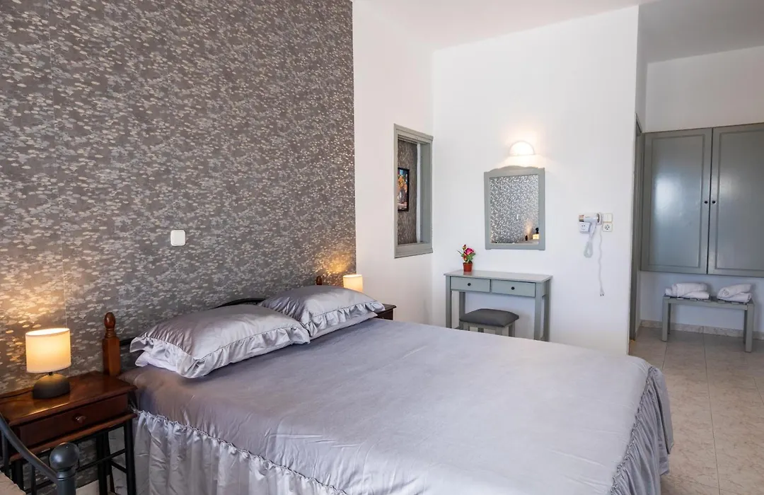 Perama Hotel, Karpathos-1